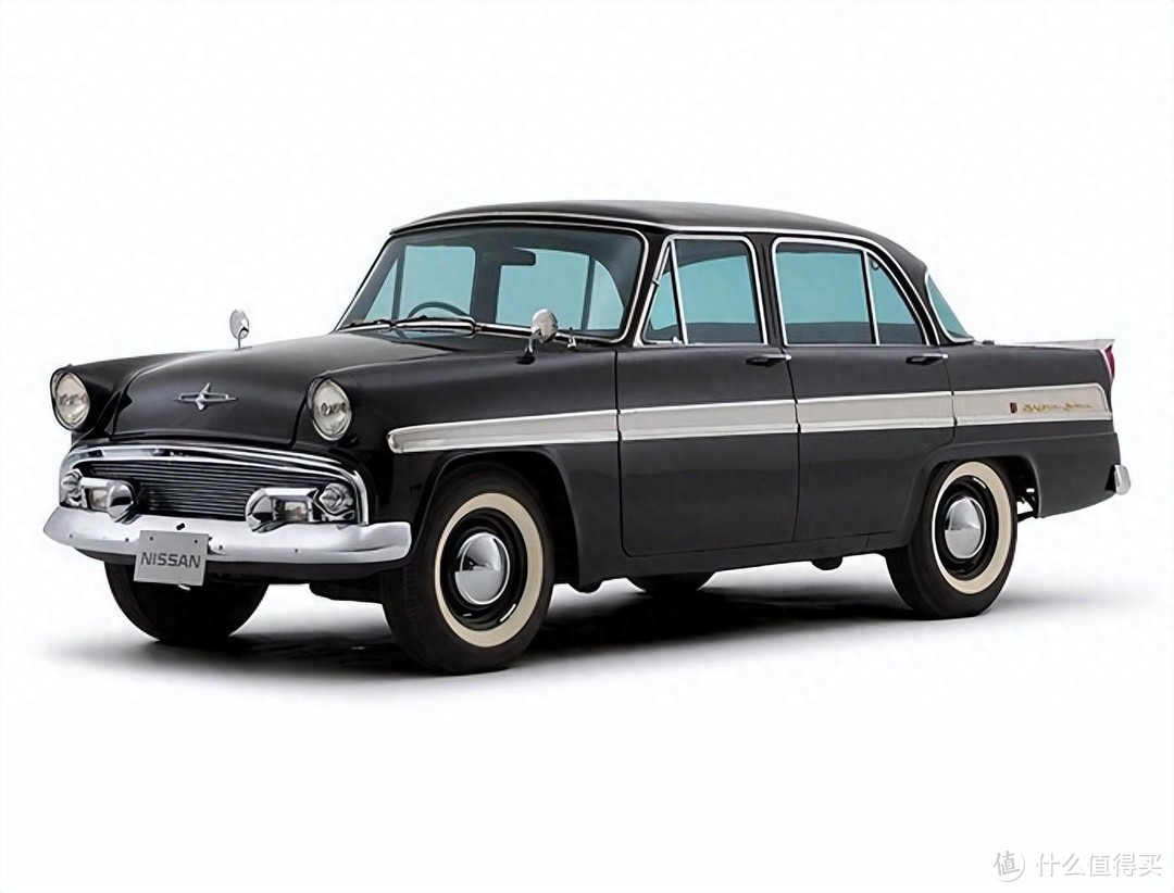 我爸不顾我的劝阻，买了一辆日产轩逸黑金版......