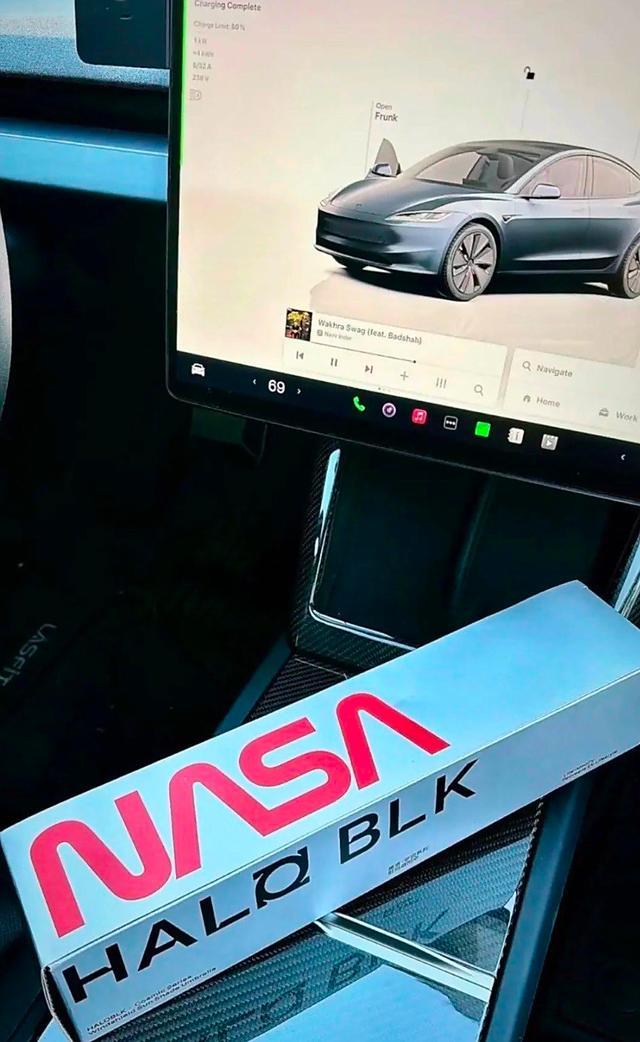 一线探访：2025款特斯拉Model Y售价与配置曝光，现款促销降价争夺市场